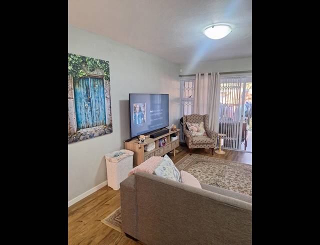 1 BEDROOM PROPERTY TO RENT IN LINDEN